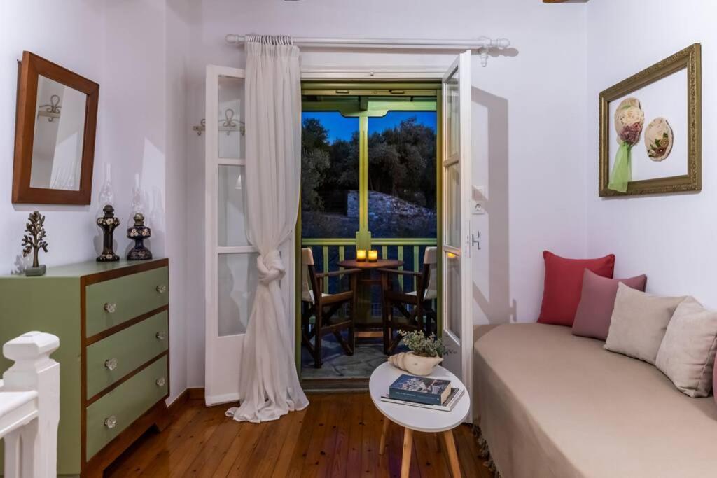 Nina-Myrtia Countryside House Skopelos Ditropo 外观 照片